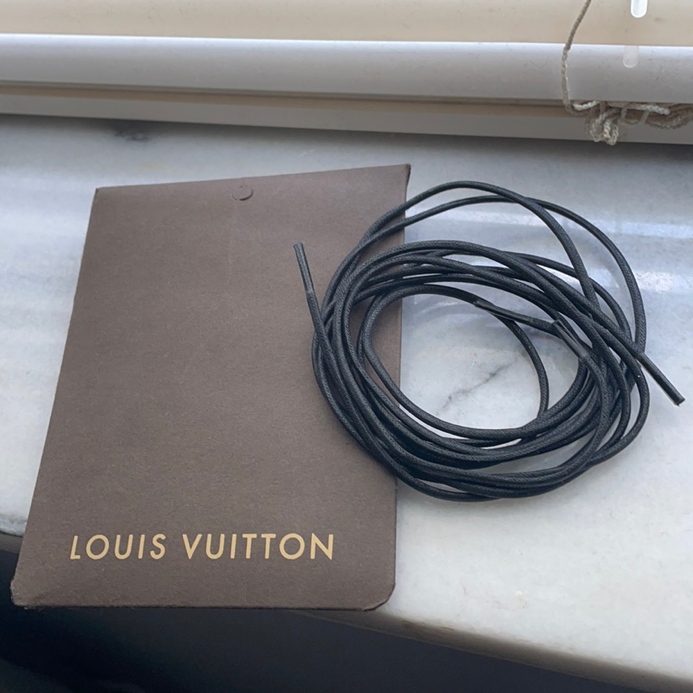 NWOT Louis Vuitton Shoelaces